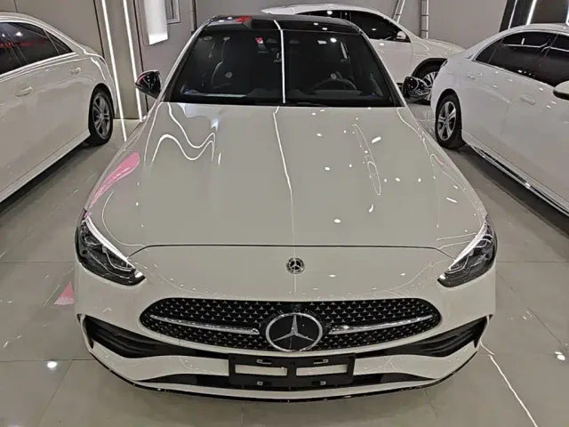 Mercedes-Benz C-Class — Фото автомобиля 2