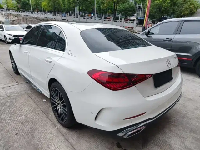 Mercedes-Benz C-Class — Фото автомобиля 4