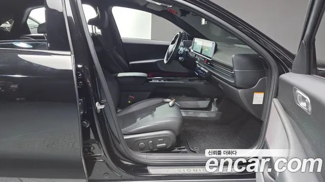 Hyundai Ioniq 6 — Фото автомобиля 16