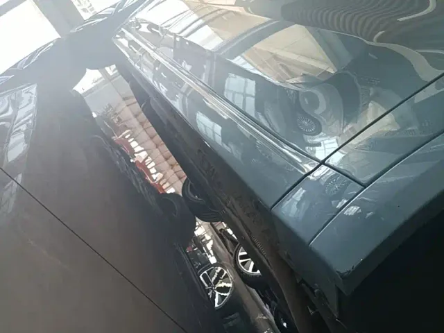 Li Auto L8 — Фото автомобиля 18