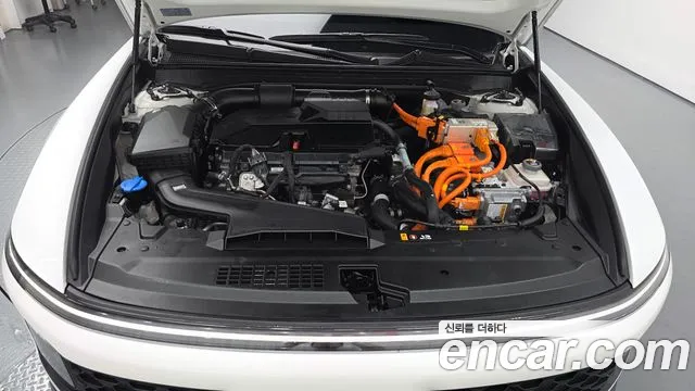 Hyundai Grandeur GN7 — Фото автомобиля 8