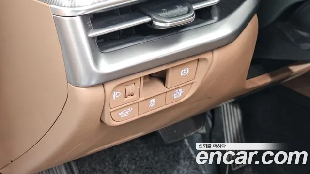 Hyundai Grandeur GN7 — Фото автомобиля 26