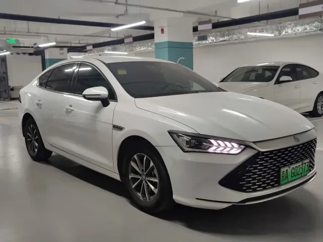 BYD Qin PLUS — Фото автомобиля 3