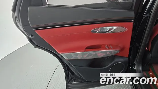 Genesis GV70 3.5T Бензин AWD — Фото автомобиля 19