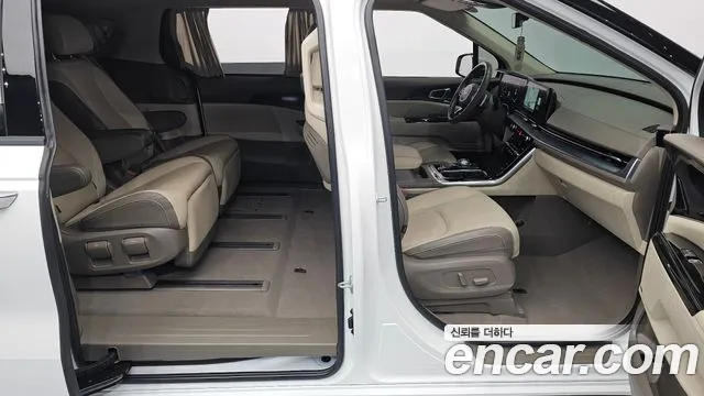 Kia Canival Carnival 4 поколение Бензин 7 мест Hi-Limousine — Фото автомобиля 10
