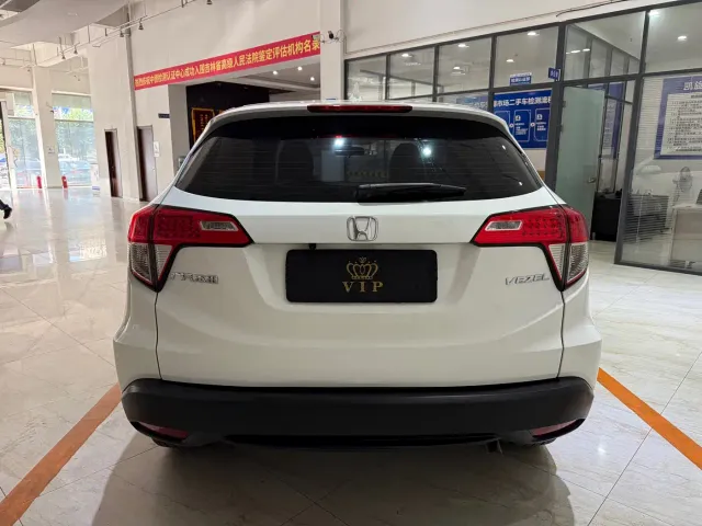 Honda Vezel 2020 1.5L CVT Elite — Фото автомобиля 5