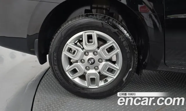 Hyundai Staria — Фото автомобиля 5