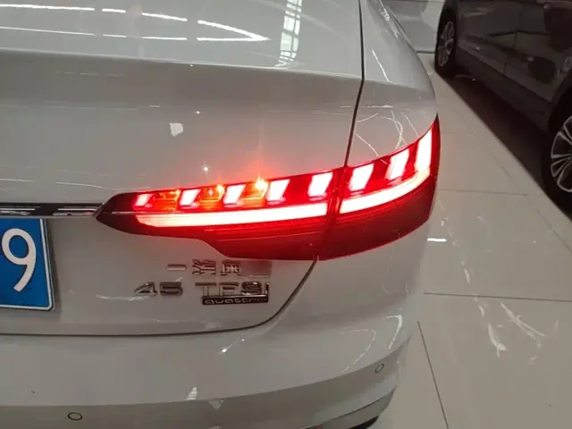 Audi A4L — Фото автомобиля 7