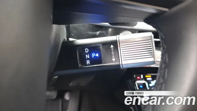 Hyundai Grandeur GN7 — Фото автомобиля 12