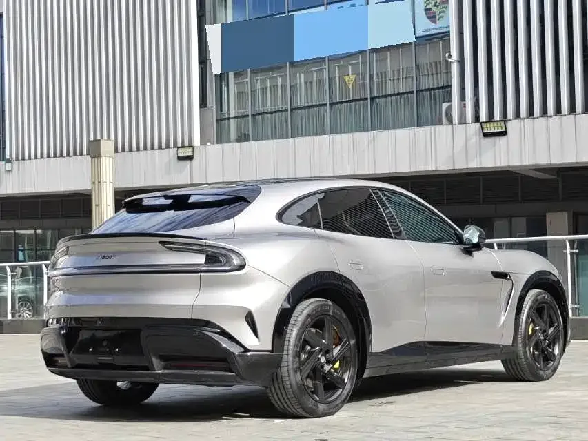 Xiaomi Auto Xiaomi YU7 2025 Extended Range RWD Edition — Фото автомобиля 9