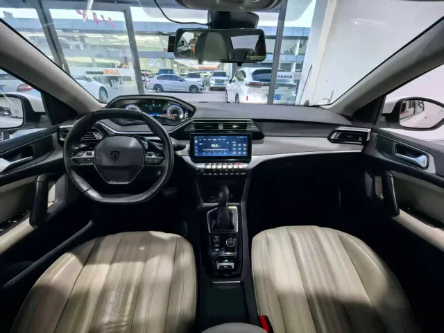 Peugeot 408 — Фото автомобиля 17