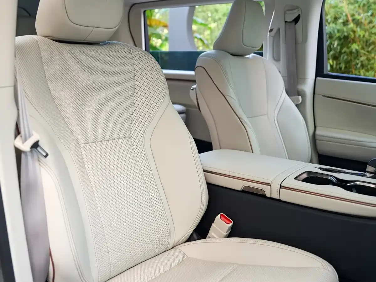 Lexus Lexus LM 2025 Model 500h Six-Seater Prestige Edition — Фото автомобиля 14
