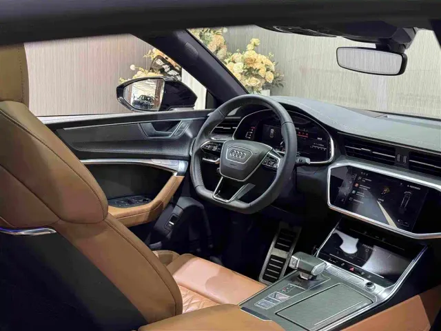 Audi A7L — Фото автомобиля 8