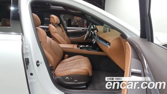 Genesis G80 Бензин 2.5 турбо AWD — Фото автомобиля 12