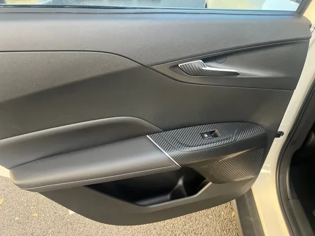 Changan Lamore — Фото автомобиля 14