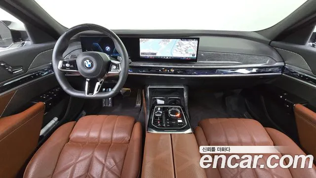 BMW 7-Series — Фото автомобиля 7