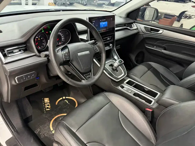 Haval M6 — Фото автомобиля 14