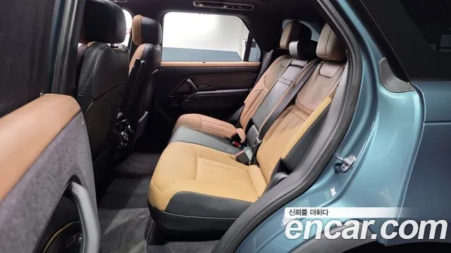 Land Rover Range Rover Sport — Фото автомобиля 10