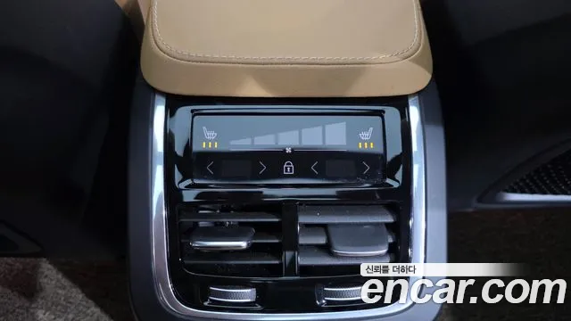 Volvo XC90 2nd Gen — Фото автомобиля 23