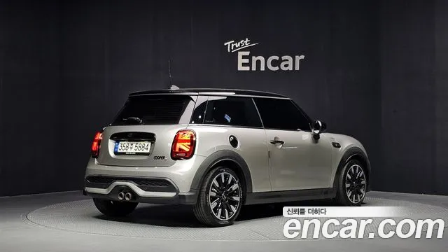 MINI Cooper — Фото автомобиля 2