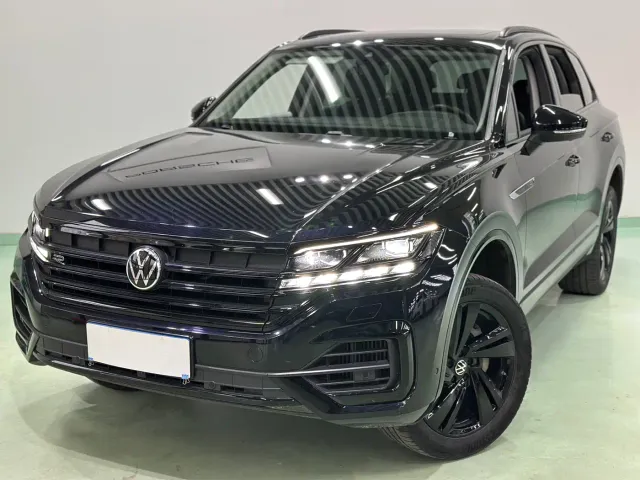 Volkswagen Touareg — Фото автомобиля 2