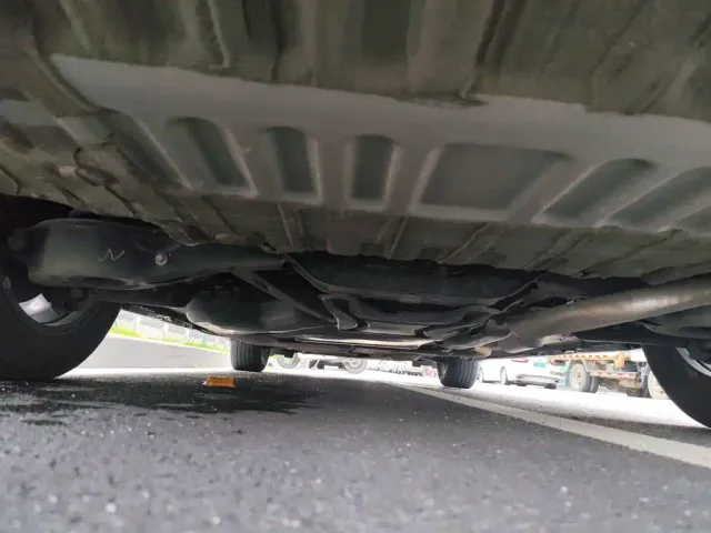 Toyota Sienna — Фото автомобиля 24