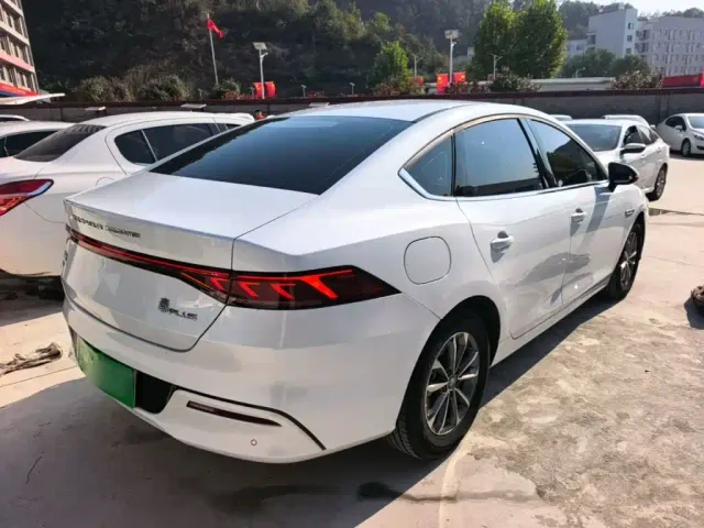 BYD Qin PLUS — Фото автомобиля 6