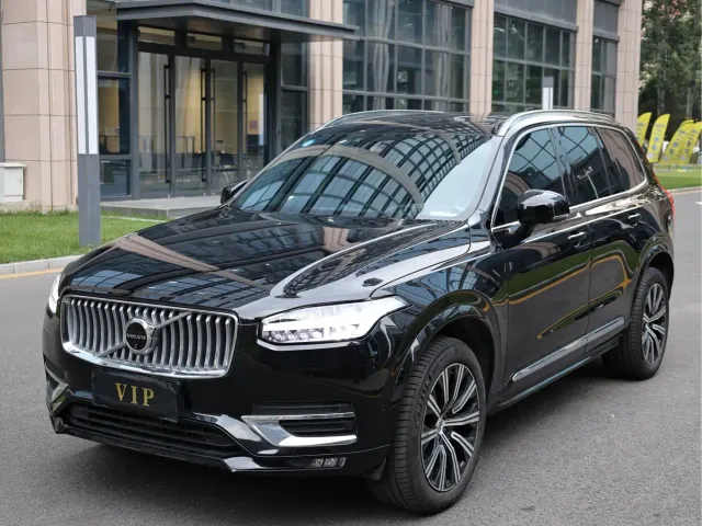 Фотография автомобиля — Volvo XC90
