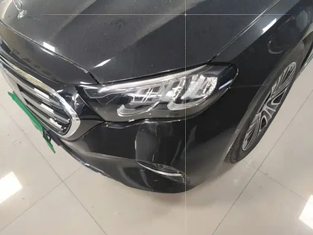 Mercedes-Benz E-Class — Фото автомобиля 23