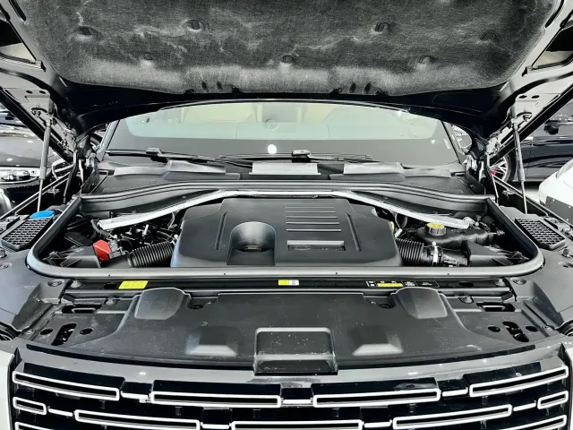 Land Rover Range Rover — Фото автомобиля 26