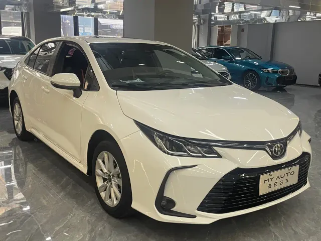 Toyota Corolla — Фото автомобиля 3