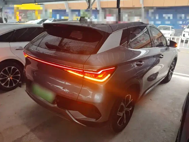 BYD Yuan PLUS — Фото автомобиля 6