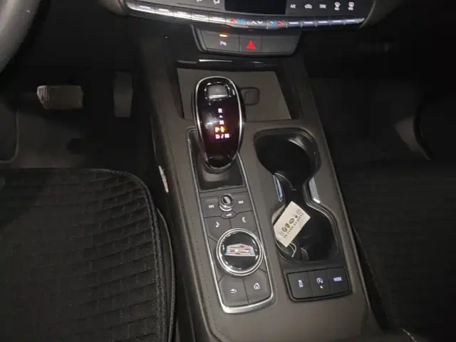 Cadillac XT4 — Фото автомобиля 13