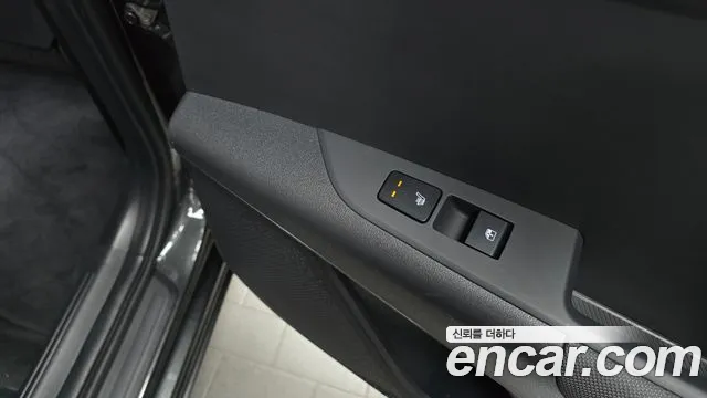Kia Niro The All New Niro Prestige — Фото автомобиля 28