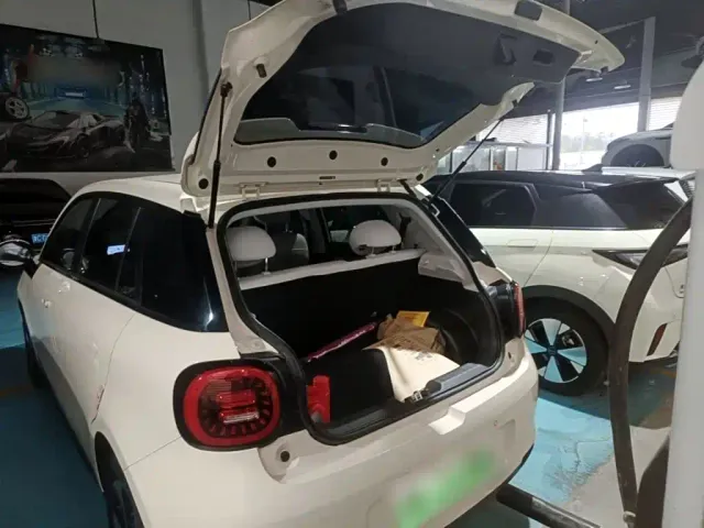 JAC Yiwei 3 — Фото автомобиля 18