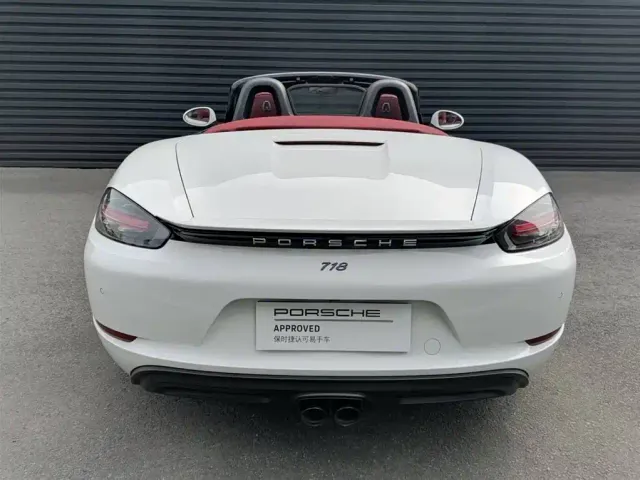 Porsche 718 — Фото автомобиля 14