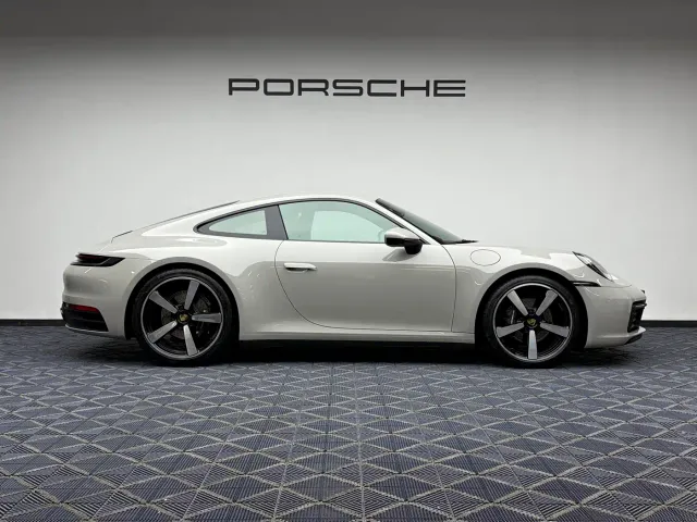 Porsche 911 — Фото автомобиля 5