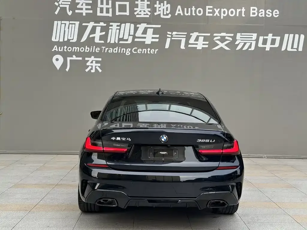 BMW BMW 3 Series 2022 325Li M Sport Shadow Edition — Фото автомобиля 4