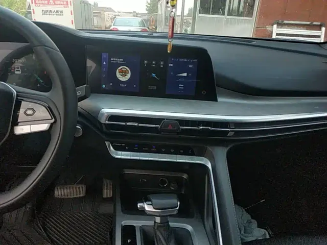 Changan CS35 Plus — Фото автомобиля 12