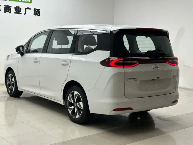 GAC Trumpchi M6 — Фото автомобиля 21