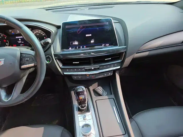 Cadillac CT5 — Фото автомобиля 12