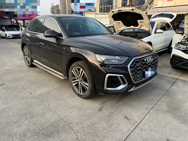 Фотография автомобиля — Audi Q5L