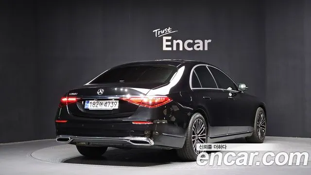 Mercedes-Benz S-Class — Фото автомобиля 2