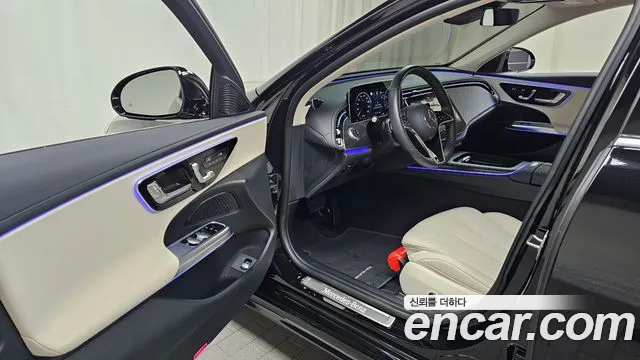 Mercedes-Benz E-Class — Фото автомобиля 10