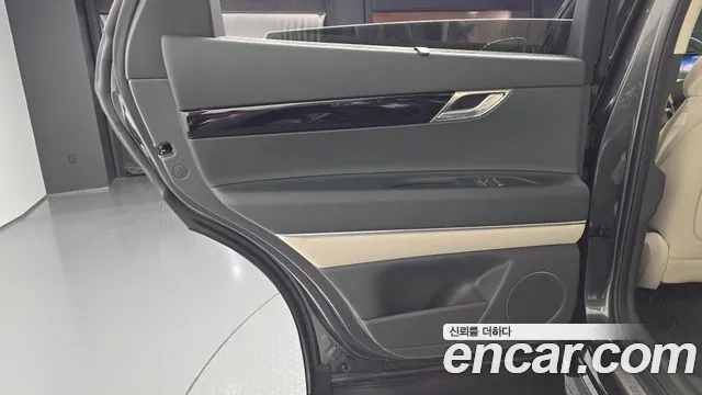 Genesis GV80 — Фото автомобиля 14