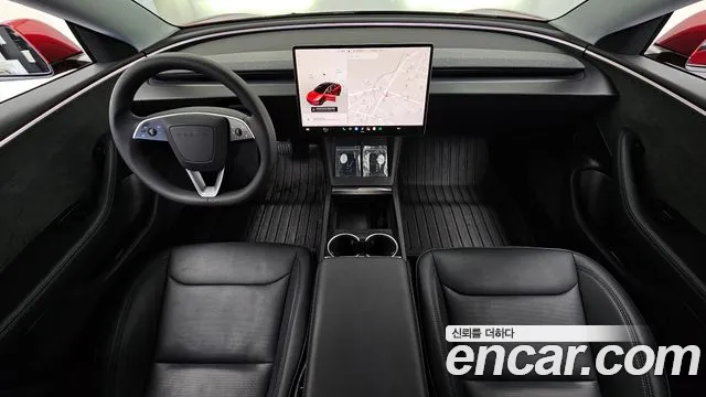 Tesla Model 3 — Фото автомобиля 7
