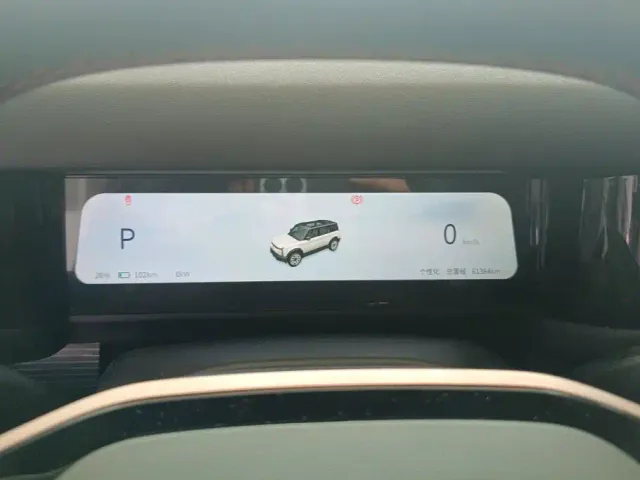iCAR iCAR 03 2024 Model 472km AWD Long Range Smart Premium Edition — Фото автомобиля 14