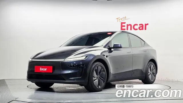Фотография автомобиля — Tesla Model Y
