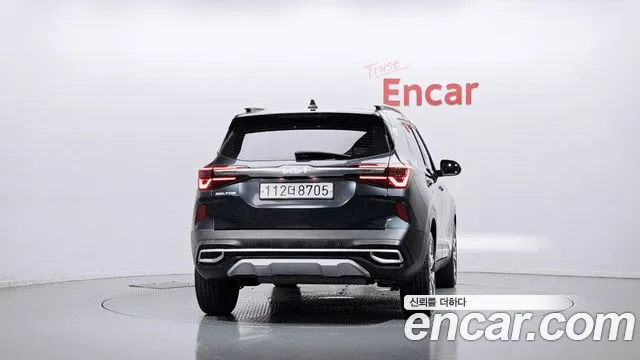 Kia Seltos — Фото автомобиля 4