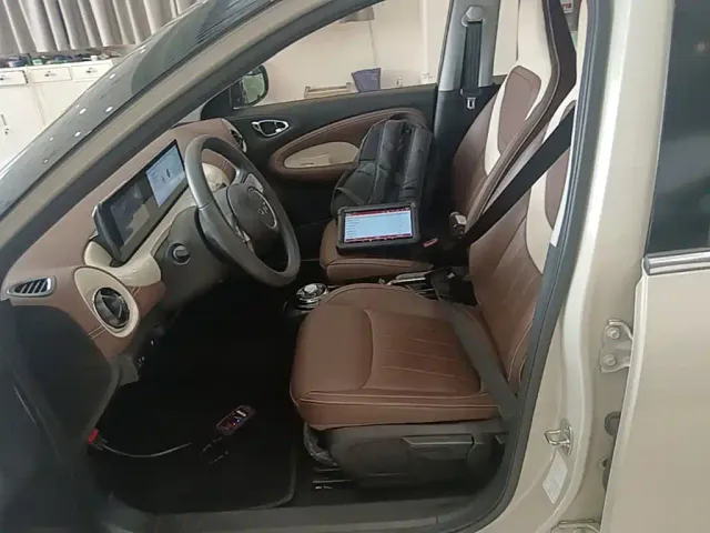 Wuling Bingo — Фото автомобиля 14
